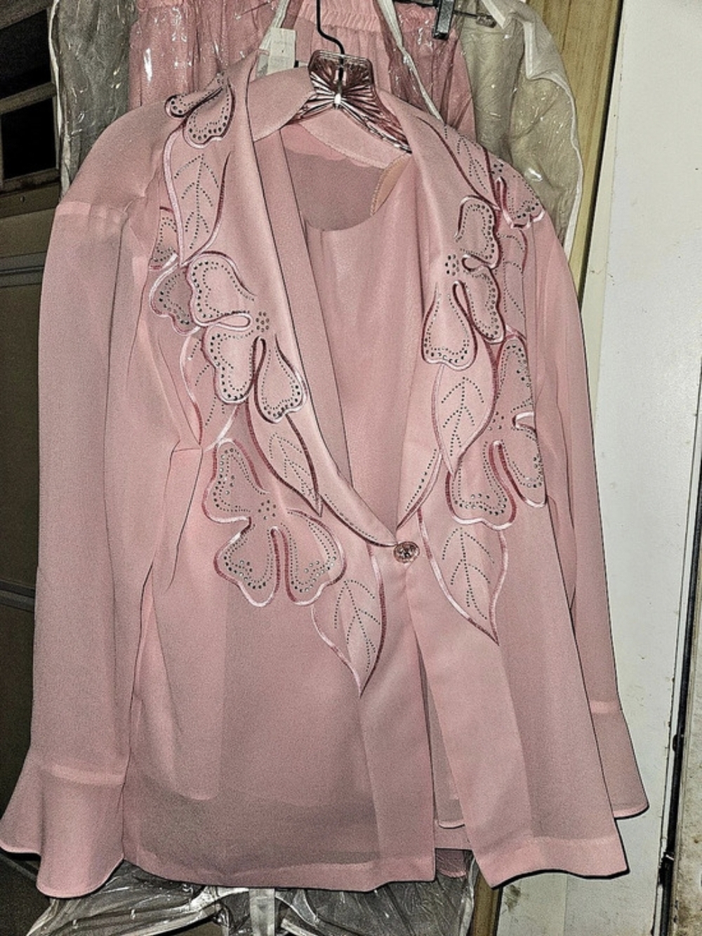 JK Fashion Embroidered Floral Blazer in Pink Size Large Like New